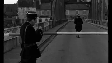 Zasłona do filmu "La Ligne de démarcation" #972899