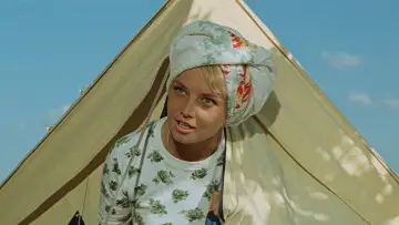 Zasłona do filmu "Три плюс два" #1150543