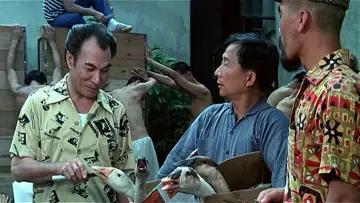 Zasłona do filmu "半斤八兩" #1617938