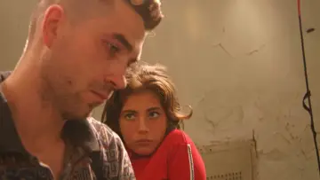 Zasłona do filmu "Pitbull" #460587