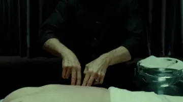 Zasłona do filmu "Czerwone światła" #890394