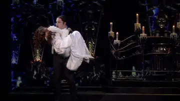 Zasłona do filmu "Upiór w operze w Royal Albert Hall" #1007910