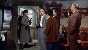 Zasłona do filmu "Podróż" #1861137