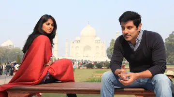 Zasłona do filmu "தாண்டவம்" #1148553