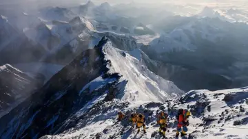 Zasłona do filmu "Lost on Everest" #394100