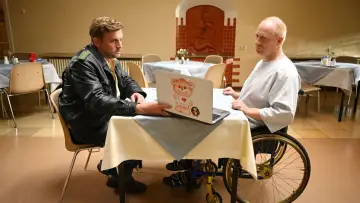 Zasłona do filmu "Kaiserschmarrndrama" #387436