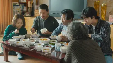 Zasłona do filmu "정말 먼 곳" #1866472