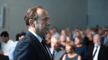 Zasłona do filmu "Czerwona Ziemia" #496662