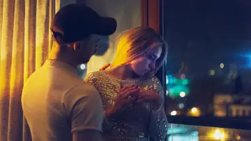 Zasłona do filmu "Sweat" #495888