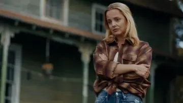 Zasłona do filmu "Co kryje się pod powierzchnią" #1051715