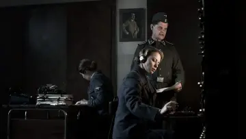 Zasłona do filmu "Raport z Auschwitz" #485647