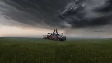 Zasłona do filmu "Twisters" #487541