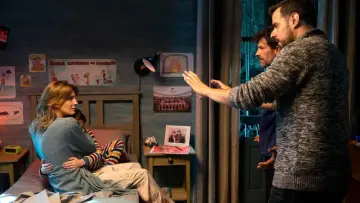 Zasłona do filmu "Nie słuchaj ich" #283022