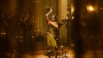Zasłona do filmu "హరి హర వీర మల్లు: భాగం 1 – Sword vs Spirit" #812622