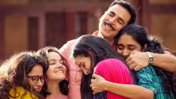 Zasłona do filmu "रक्षा बन्धन" #854498