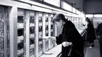 Zasłona do filmu "The Automat" #425856