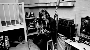 Zasłona do filmu "The Bee Gees: How Can You Mend a Broken Heart" #403708