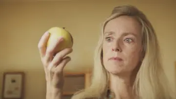 Zasłona do filmu "Niewiarygodne, ale prawdziwe" #307624