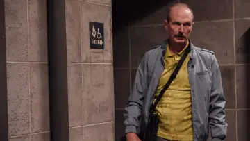 Zasłona do filmu "Pod Ostrzałem" #295896