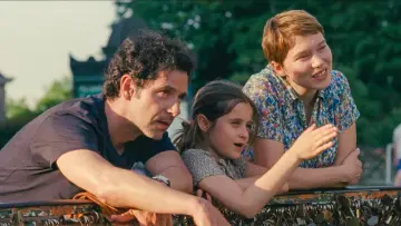 Zasłona do filmu "Piękny poranek" #341245