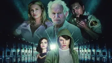 Zasłona do filmu "Niezniszczalny" #335424