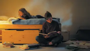 Zasłona do filmu "Mała mama" #236676