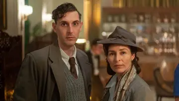 Zasłona do filmu "Agatha i morderstwa o północy" #1294765