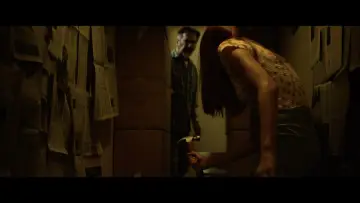 Zasłona do filmu "Uwięziona" #164562