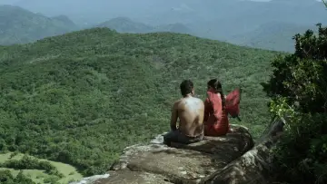 Zasłona do filmu "රතු සමනල හීනයක්" #967246