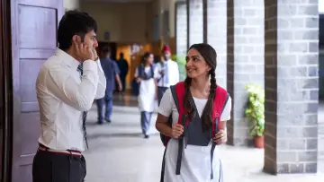 Zasłona do filmu "जुगजुग जियो" #408464