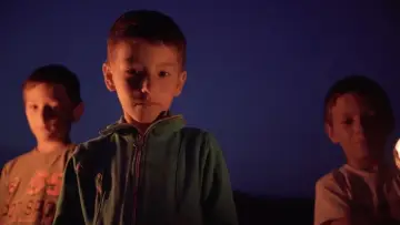 Zasłona do filmu "L-aţi văzut pe Omul Nou?" #1201000