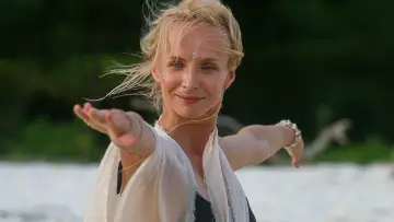 Zasłona do filmu "Kłopoty w raju" #387680