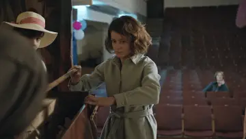 Zasłona do filmu "Каникулы" #1917182
