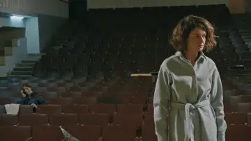 Zasłona do filmu "Каникулы" #1917183