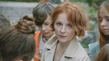 Zasłona do filmu "Каникулы" #1917187