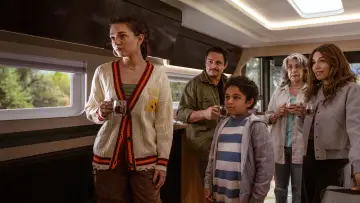 Zasłona do filmu "Aleksander: Okropna, straszna, niezbyt dobra, bardzo zła wycieczka" #669124