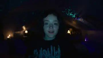 Zasłona do filmu "We