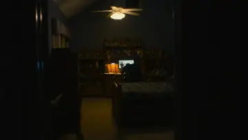 Zasłona do filmu "We