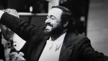 Zasłona do filmu "Pavarotti, chanteur populaire" #1807186