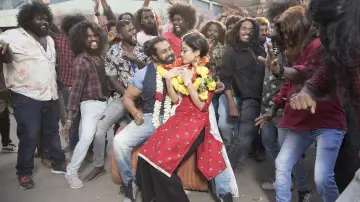 Zasłona do filmu "ಪೊಗರು" #674235