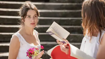 Zasłona do filmu "Une jeune fille qui va bien" #1860777