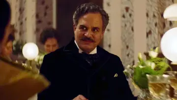Zasłona do filmu "Biedne istoty" #584164