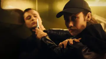 Zasłona do filmu "Sentinelle" #339884