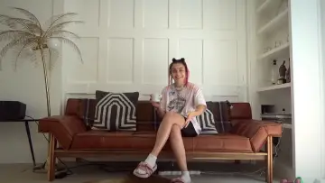 Zasłona do filmu "Charli XCX: Alone Together" #1173225