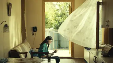 Zasłona do filmu "Co widzimy, patrząc w niebo?" #1851705