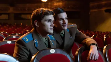 Zasłona do filmu "Ognisty ptak" #363699