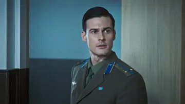 Zasłona do filmu "Ognisty ptak" #363710