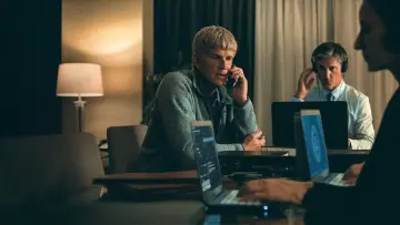 Zasłona do filmu "Operacja Varsity Blues: Rekrutacyjny skandal" #403751