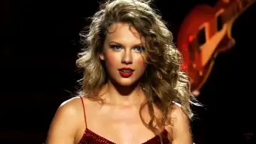 Zasłona do filmu "Taylor Swift: Speak Now World Tour Live" #415335