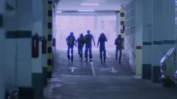 Zasłona do filmu "Mad Foxes - Feuer auf Räder" #966448